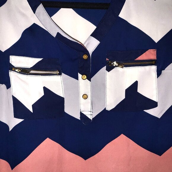 RUE 21 | Multi-Color Checkered Chest Pockets Casual Blouse - Picture 4 of 9